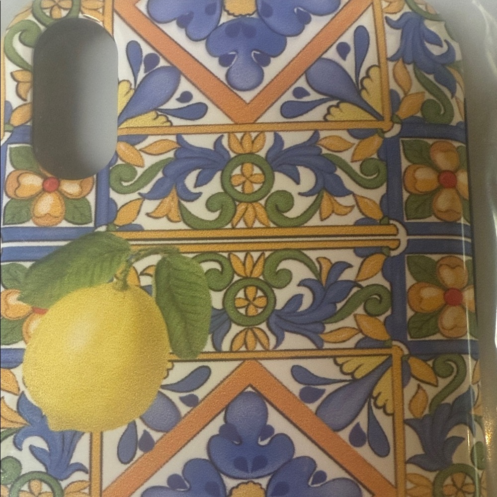 Lemon Tile Pattern Phone Case - Picture 3 of 3